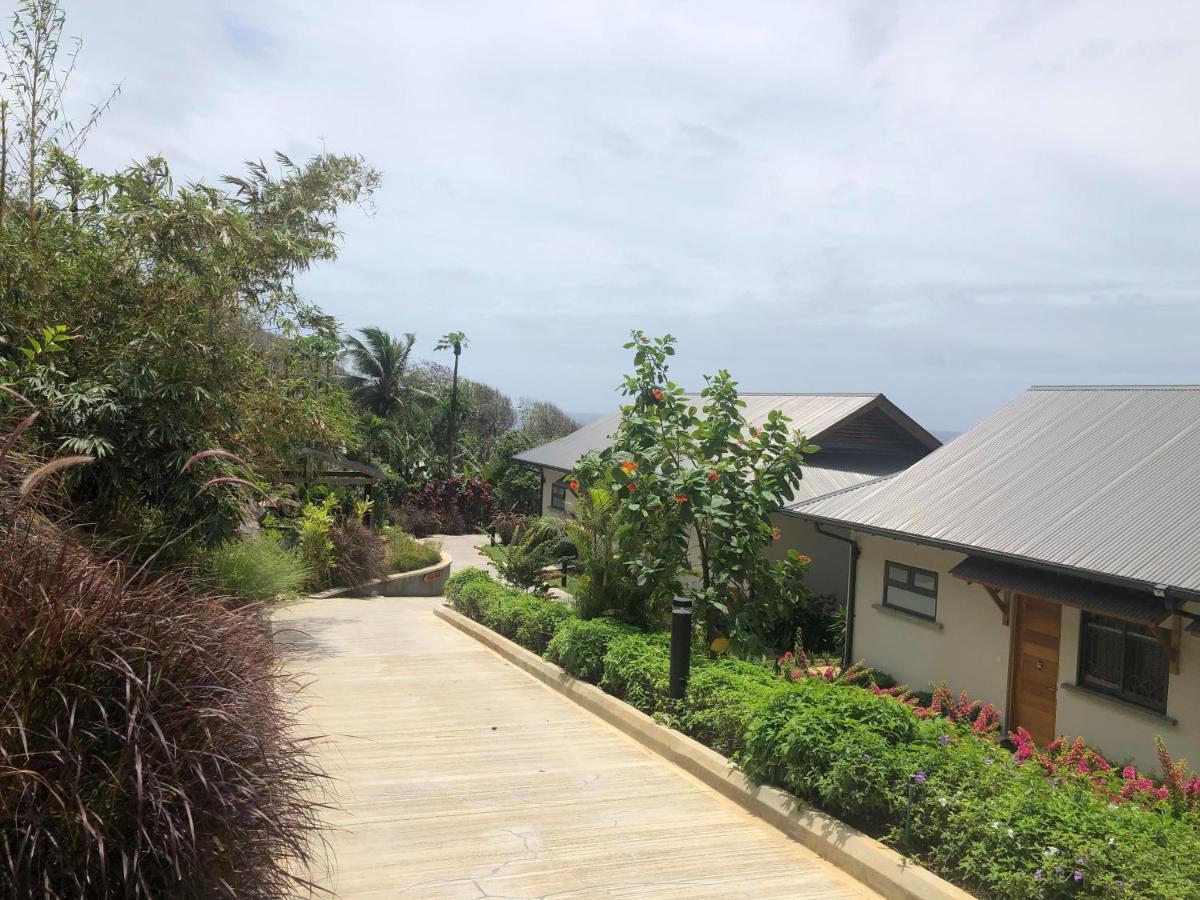 Paradise Chalets Yoga & Wellness Takamaka Exterior foto